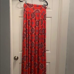 Maxi skirt